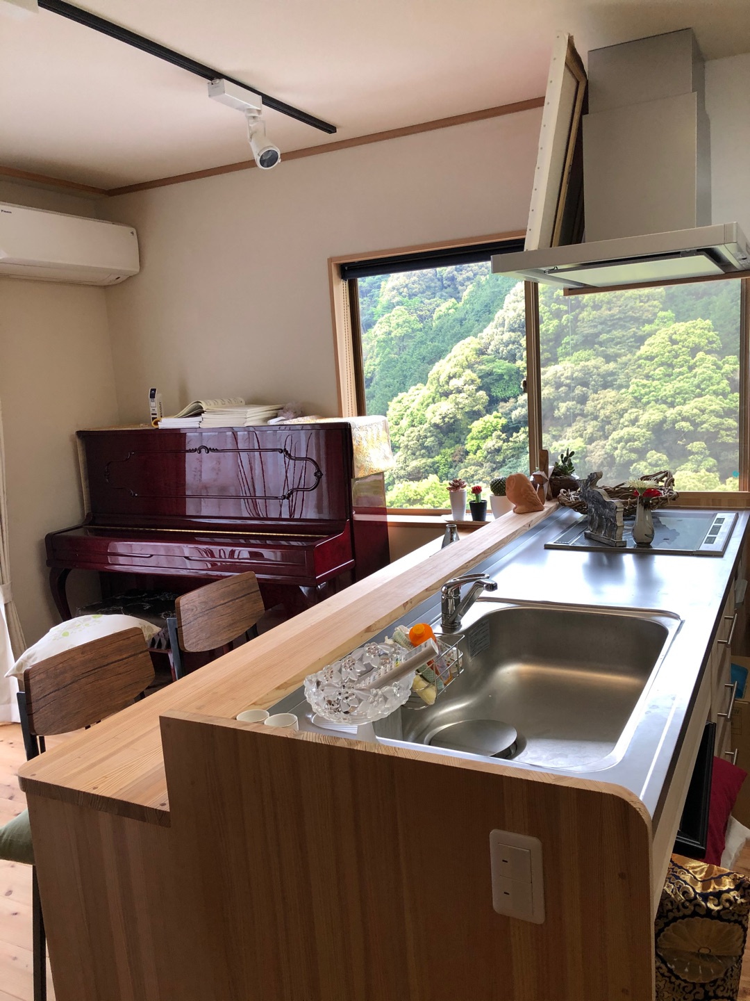 長崎市芒塚町、緑いっぱいの環境にレンタルルームがスタート!