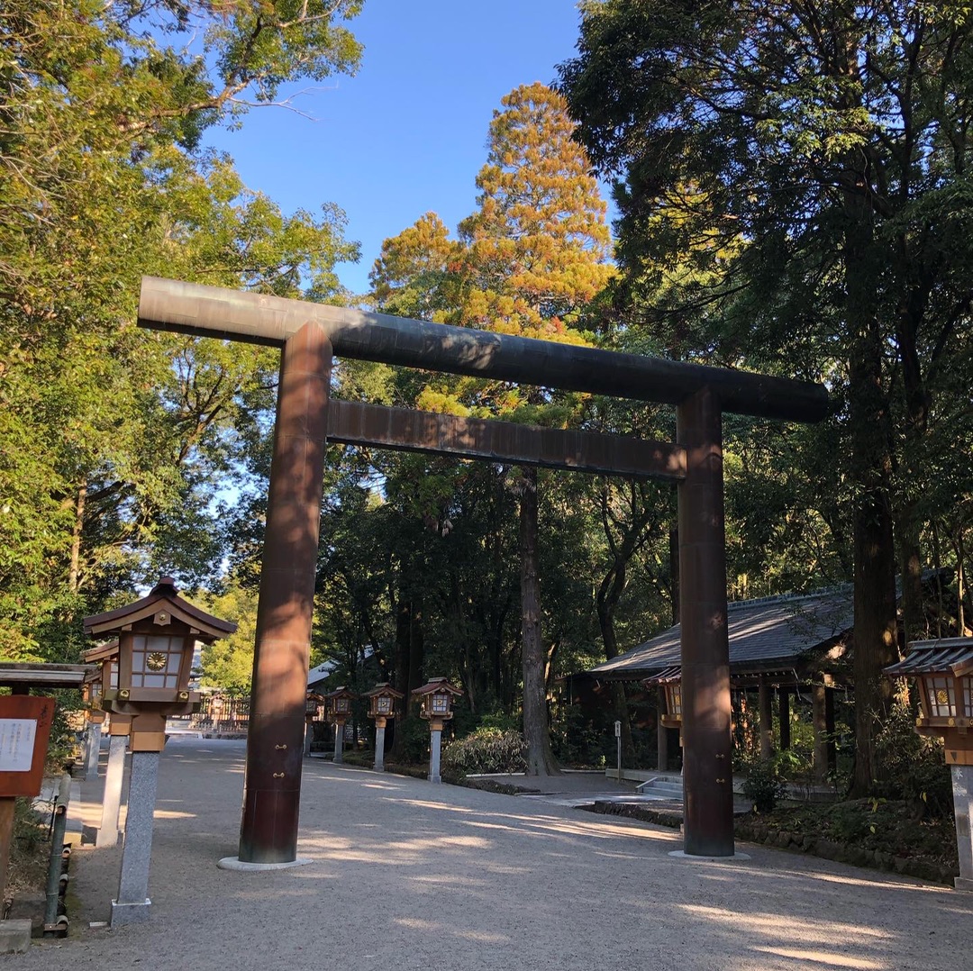 宮崎神宮のシーンとした空気感